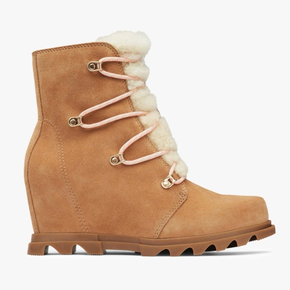 Sorel Joan Artic Wedge Boots Lace Cozy Boot